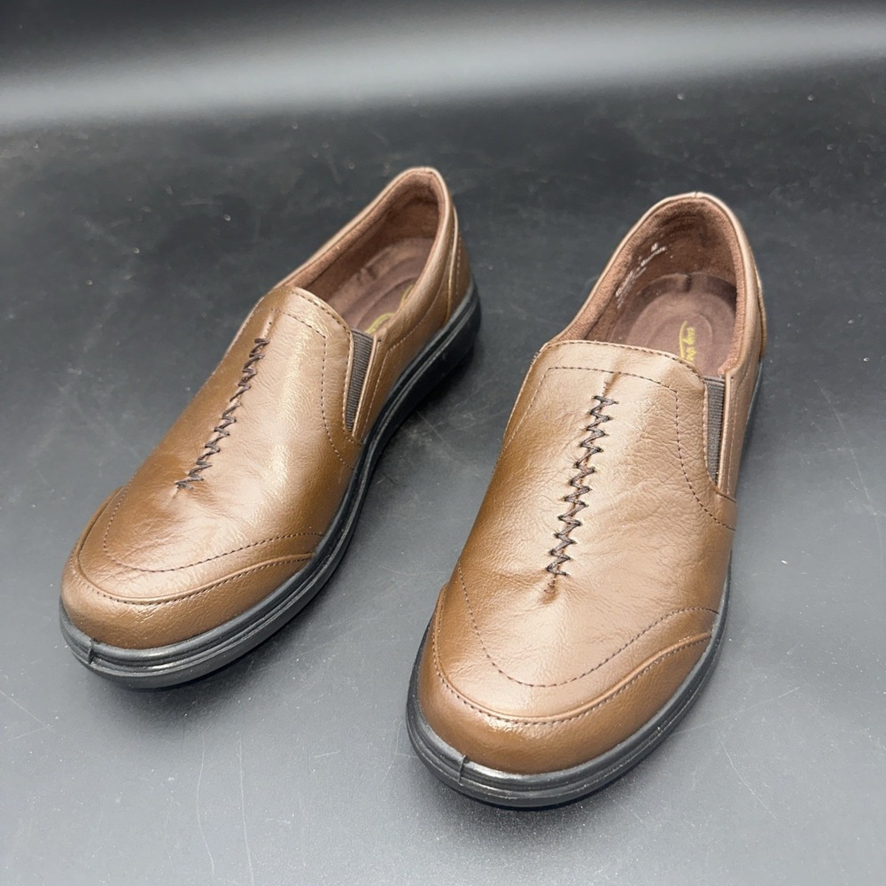 Easy Street Ultimate Women's Comfort Slip-On Shoes Brown Synthetic‎ 7M Low Heel